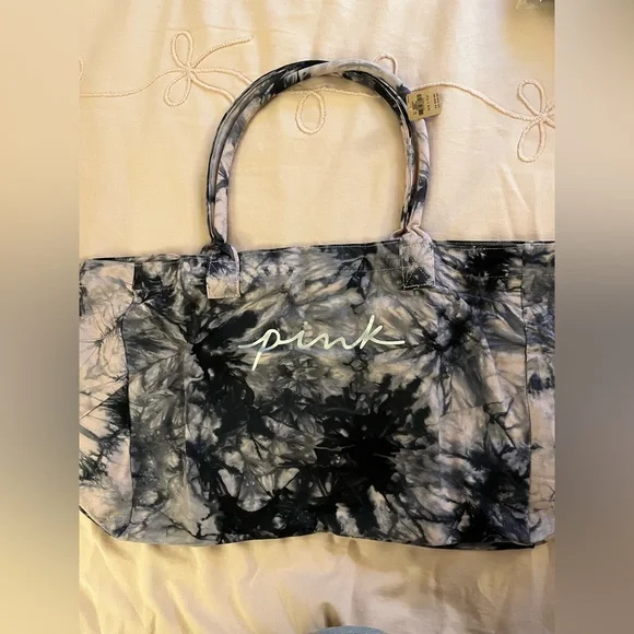 VS Pink Tie Dye Swirl Zip XL Tote Bag - Picture 4 of 10